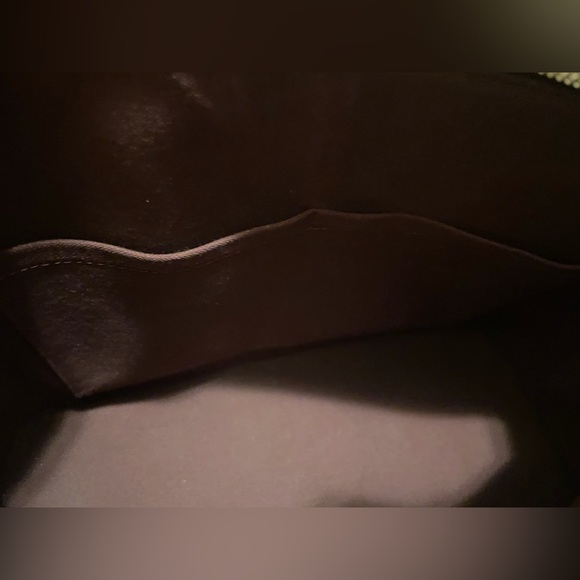 Louis Vuitton Alma PM Damier Ebene with dust bag, keys, receipt. Retail $2500 - Picture 3 of 12